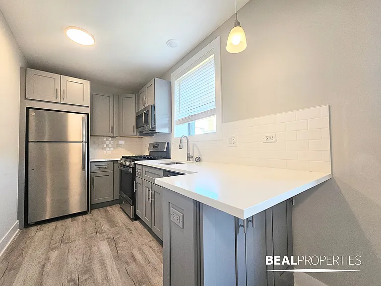 1133-1139 Oak Ave — Photo 31