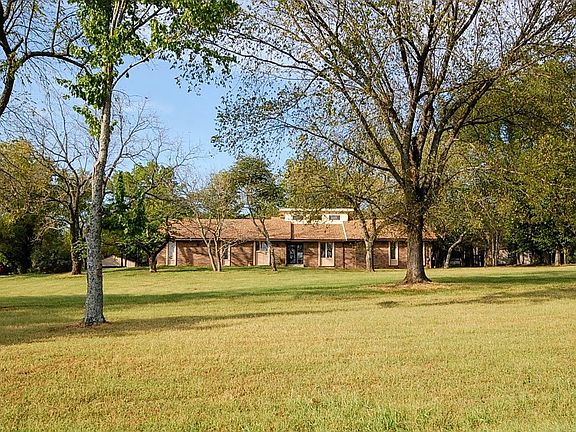 5th image of 7495 W Farm Road 88