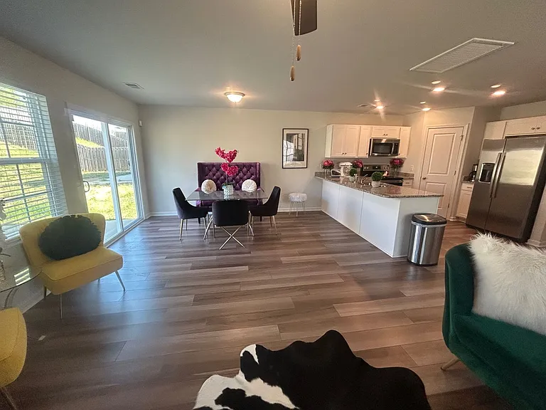 2769 Prince Charles Ct — Photo 6