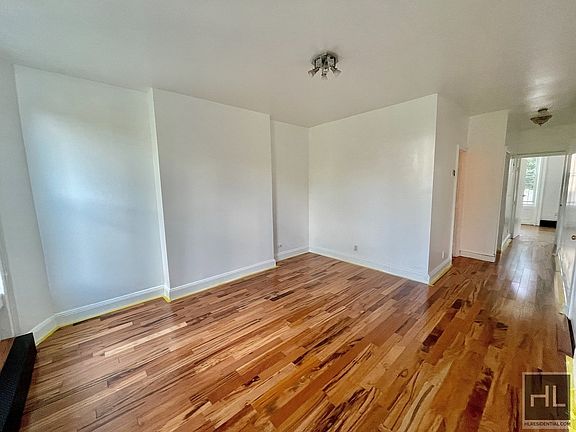 2nd image of 725 Bergen St APT 3