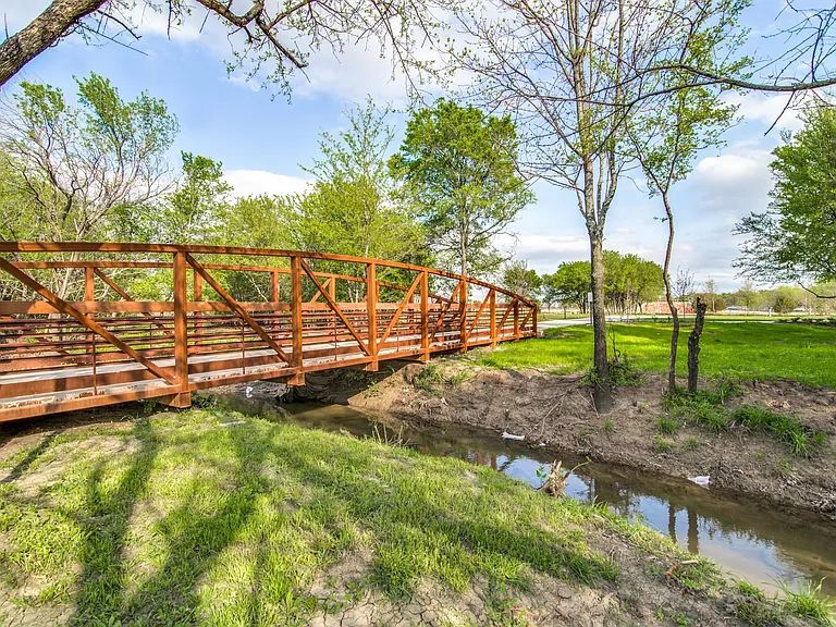 3005 Barefoot Ln — Photo 41