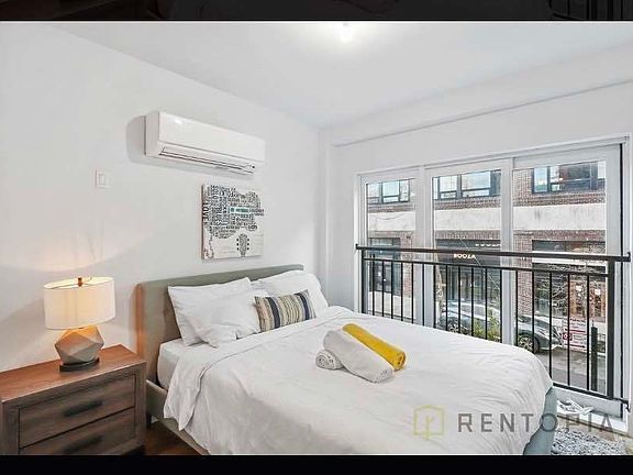 4th image of 99 N 4th St #307