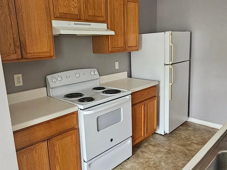 Kitchen - total electric with refrigerator and stove