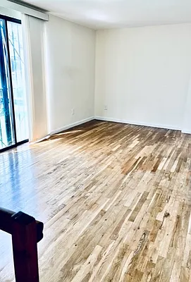 Rented by Veritas Property Management | media 11