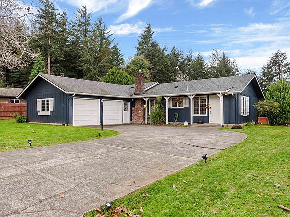2nd image of 885 Oakway Dr