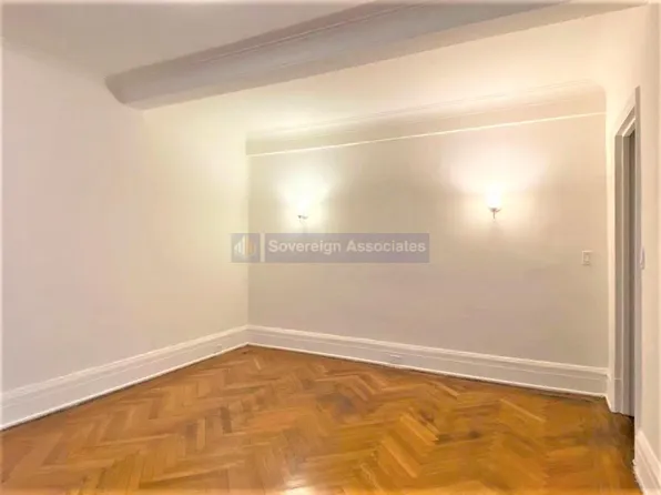 77 West 104th Street image 3 of 10