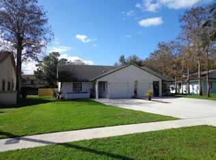 1193 Mulberry Pl, Wellington, FL 33414