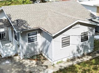 8730 N Temple Ave, Tampa, FL 33617