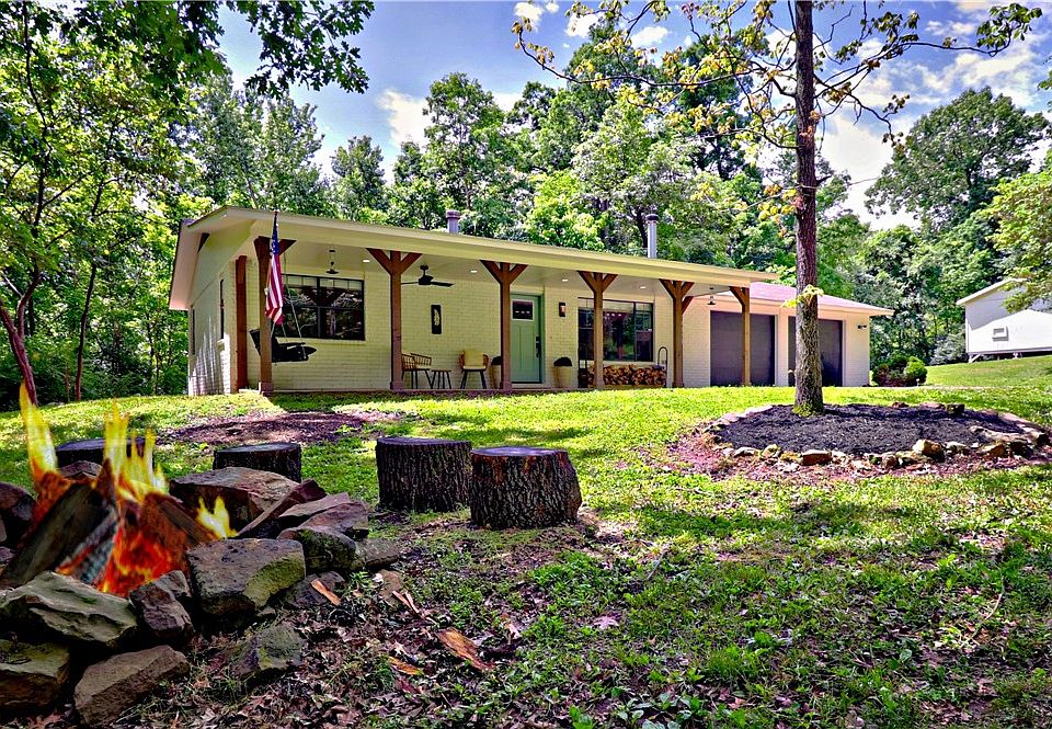 1st image of 19028 Dogwood Cir