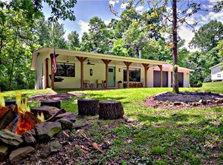 19028 Dogwood Cir, Fayetteville, AR 72703