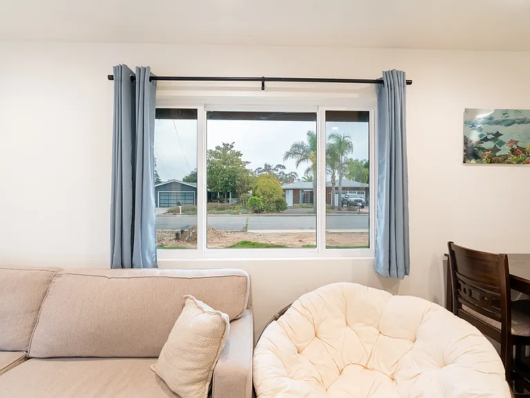 181 Parnassus Cir — Photo 17