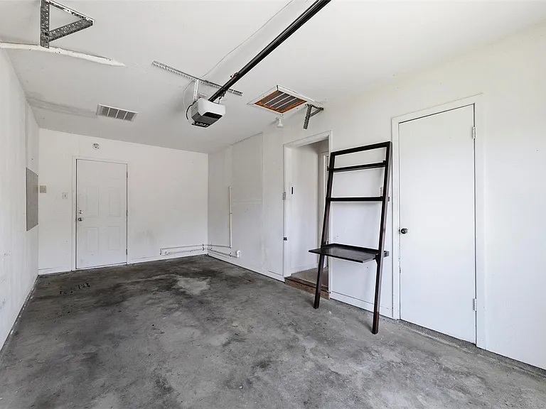 1308 Rose Ave — Photo 25