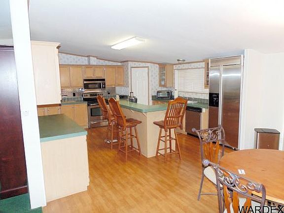 3rd image of 3822 N Prescott St