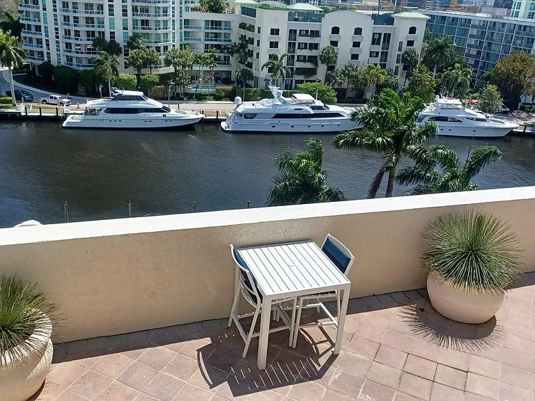 600 W Las Olas Blvd #1406S — Photo 19