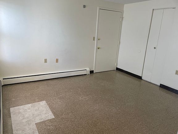 2nd image of 159 Hedley Ave APT 4