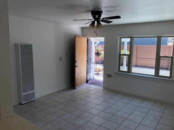 3rd image of 4355 1/2 Kansas St