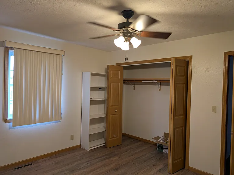 upstairs bedroom 2
