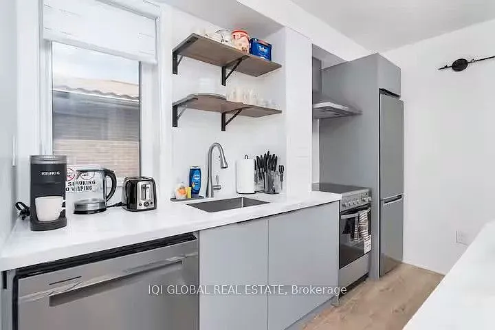 3 bed, $4,350 — Photo 2