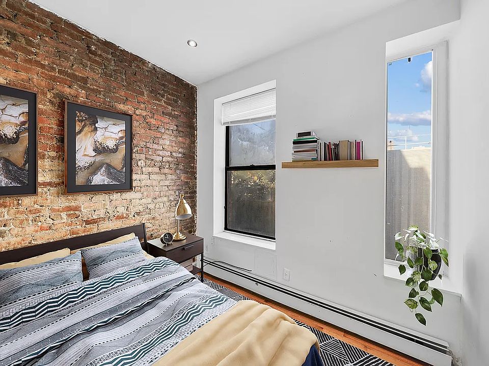1st image of 125 W 106th St APT 1B