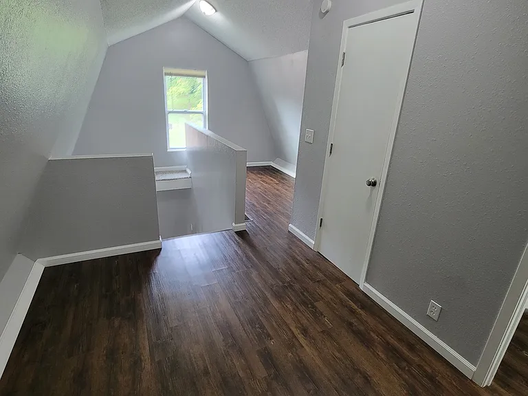 3326 W 8th St #D — Photo 7
