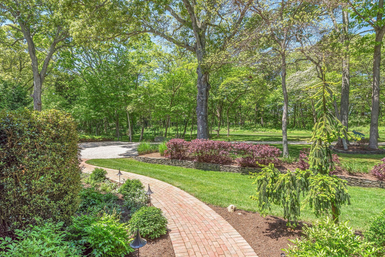  Mature Landscaping