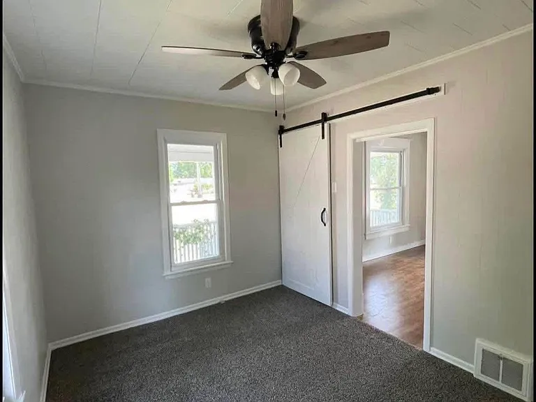 1223 N McLean St — Photo 5