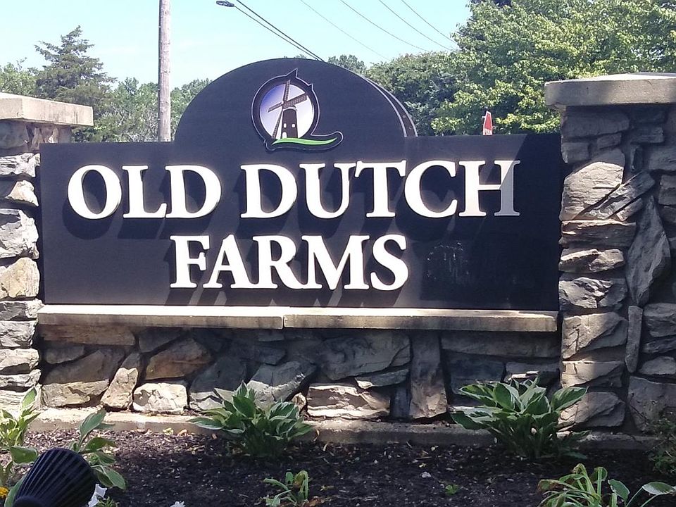 2nd image of 1471 Nardeer St