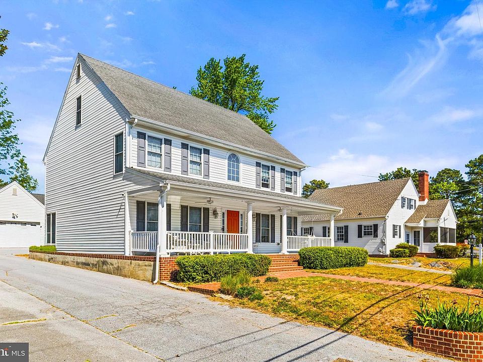 1st image of 104 Hillside Dr