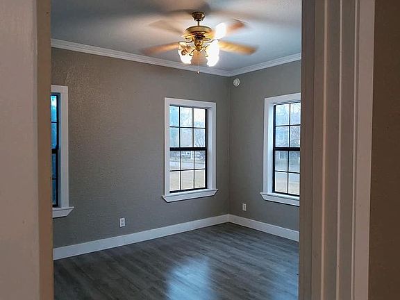 5th image of 807 Sylvan Ave