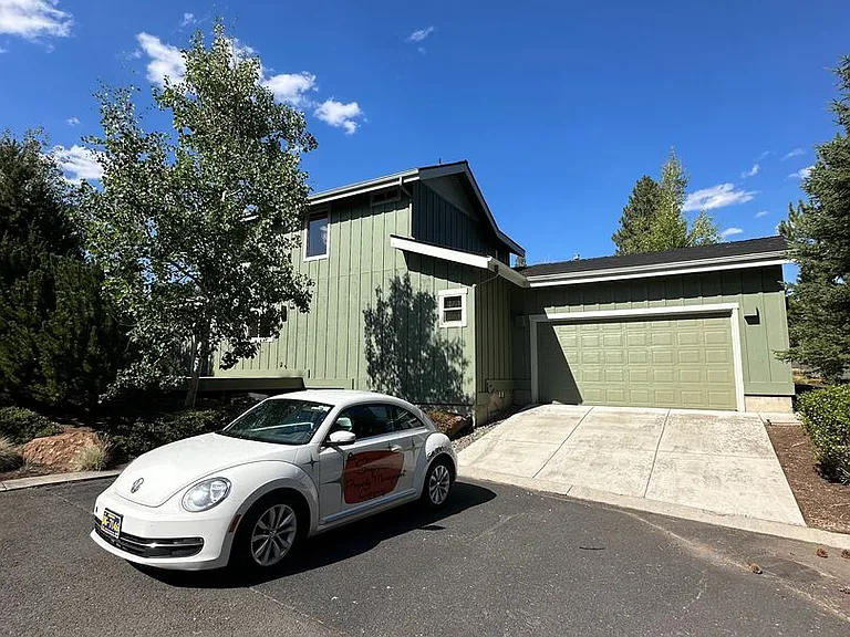 115 NW Mount Washington Dr — Photo 31