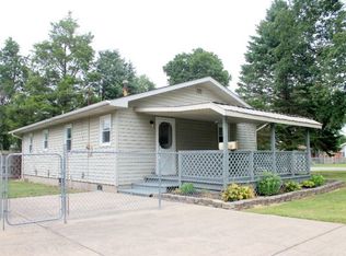 719 Central Ave, Tilton, IL 61833