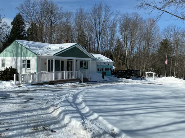 674 Franklin Road, Jay, ME 04239