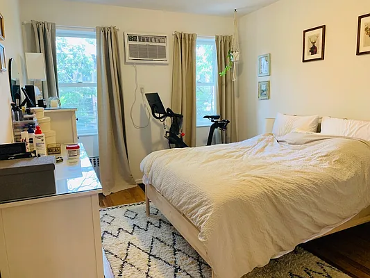 Rented by Douglas Elliman | media 24