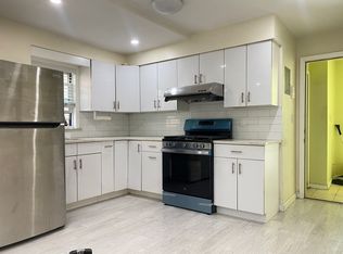 1523 209th St FLOOR 1, Bayside, NY 11360