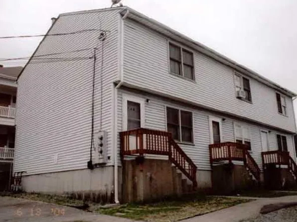 738 Pine St #738, Central Falls, RI 02863