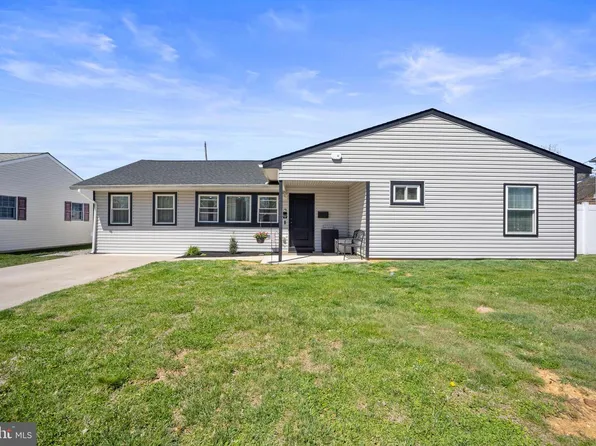 837 Fairfield Rd, Fairless Hills, PA 19030