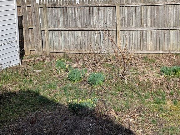 5th image of 3407 W 133rd St