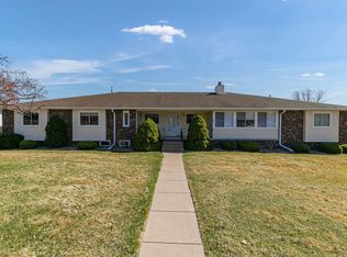 4704 9th St #2, East Moline, IL