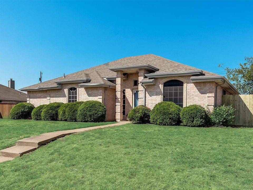 1st image of 717 Kristi Ln