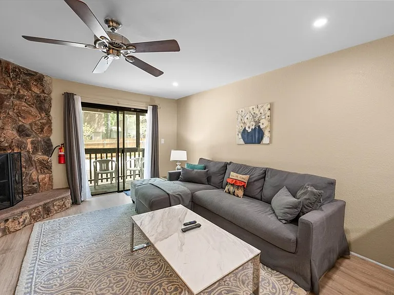 619 Summit Blvd — Photo 7