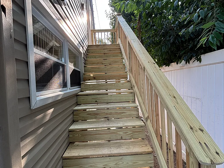 Denton Pl — Photo 14