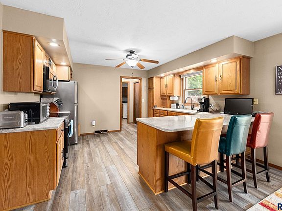 2nd image of 508 S 2nd Ave