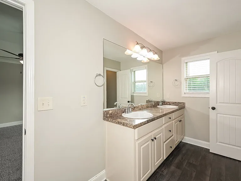 1779 Miller Springs Dr — Photo 10