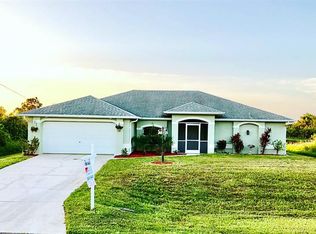 4016 15th St SW, Lehigh Acres, FL 33976