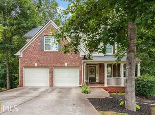 490 Kingsgate Rdg, Stone Mountain, GA 30088