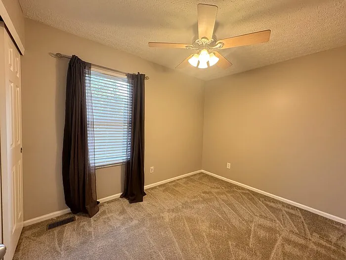 5429 Bluebell Ct — Photo 45