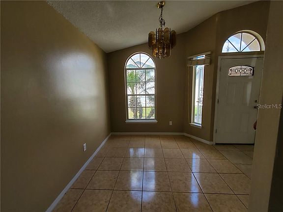 5th image of 517 San Gabriel Ct