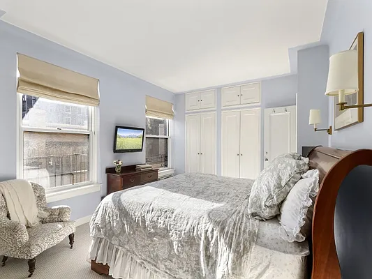 Sold by Sotheby's International Realty | media 5