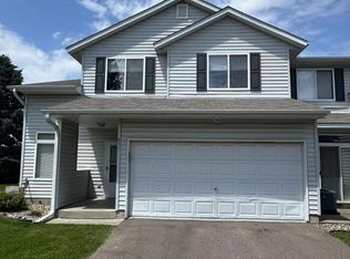 651 Roundhouse St, Shakopee, MN 55379