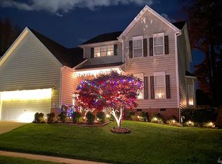 112 Tecumseh Ct, Cary, NC 27513